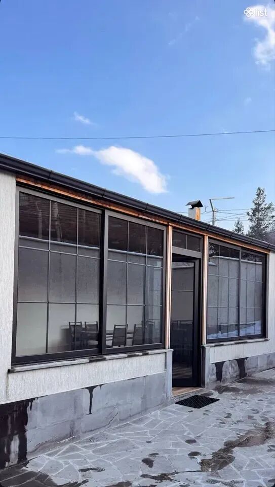 Three story house on Pahlavunyats Street in Tsaghkadzor, 250 sq.m., on a 500 sq.m. land
