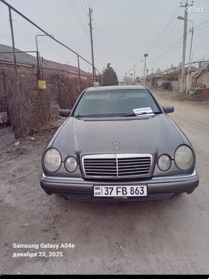 1996 Mercedes-Benz E-Class, 3.2L, gas