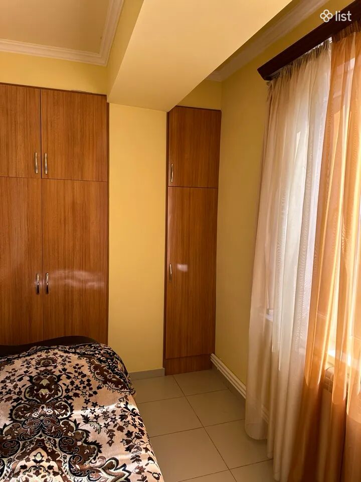 3 room apartment on Bagratunyats Street in Shengavit, 80 sq.m., second to last floor