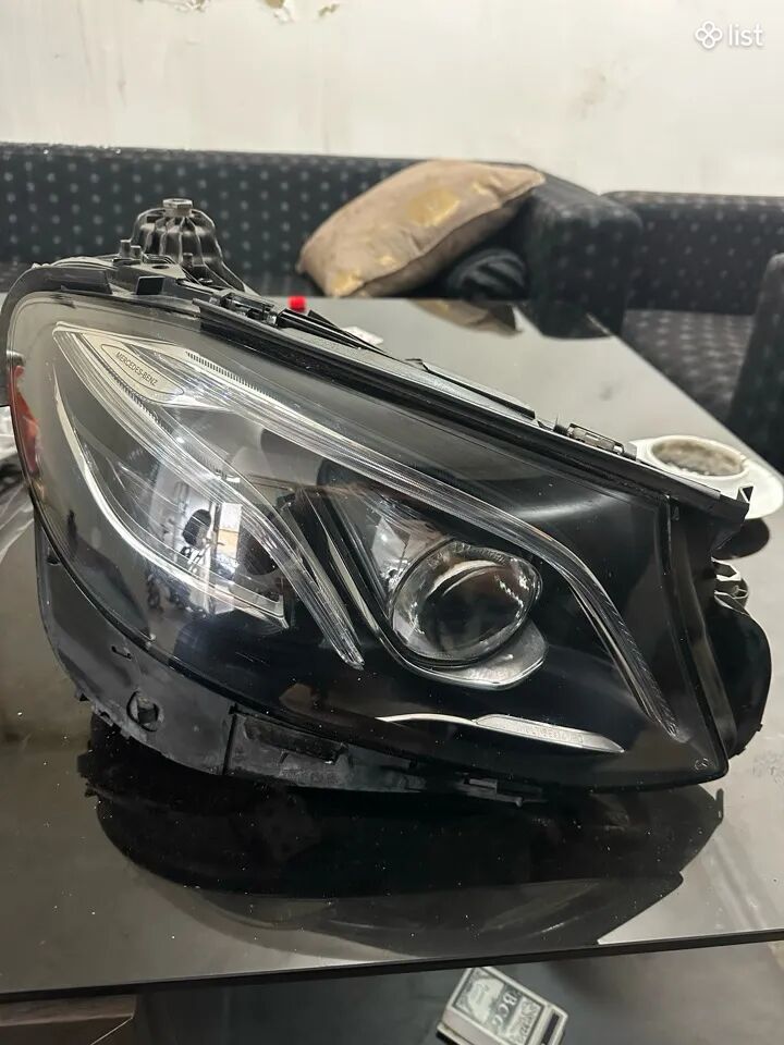 Mercedes benz E class լուսարձակ