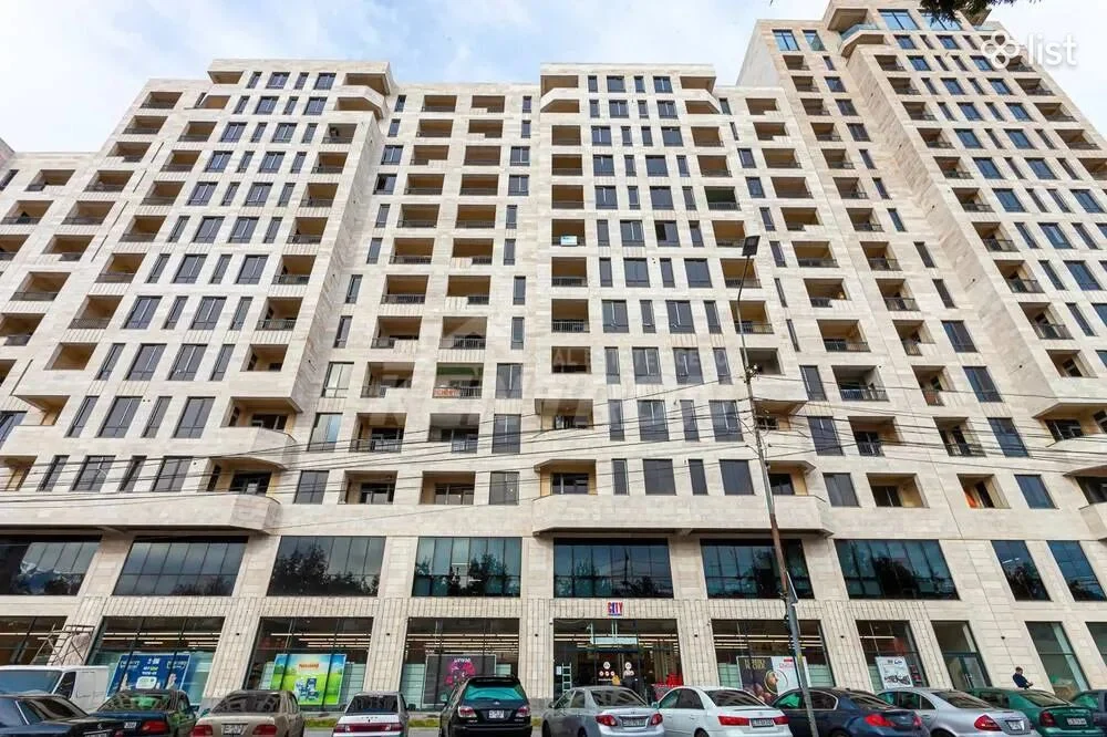 2 room apartment in a new building on Fuchik Street in Ajapnyak, 58 sq.m., 3/10 floor, high ceilings