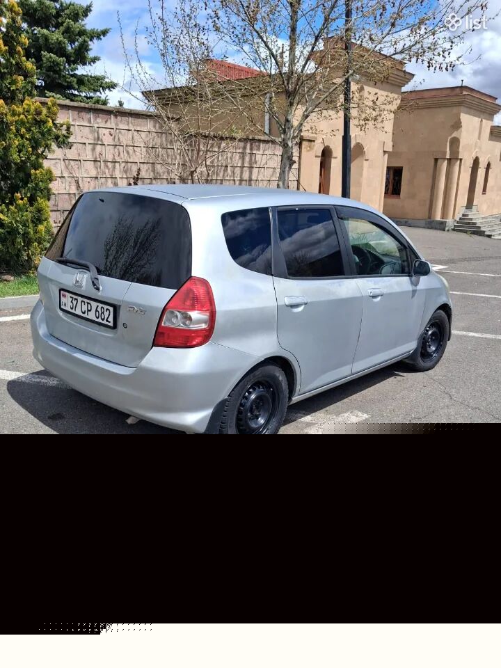 2002 Honda Fit hatchback, 1.3L