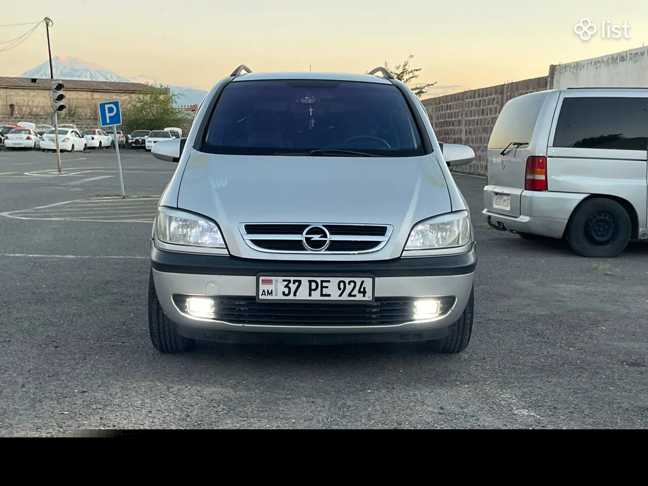 2004 Opel Zafira, 2.2L, gas, silver