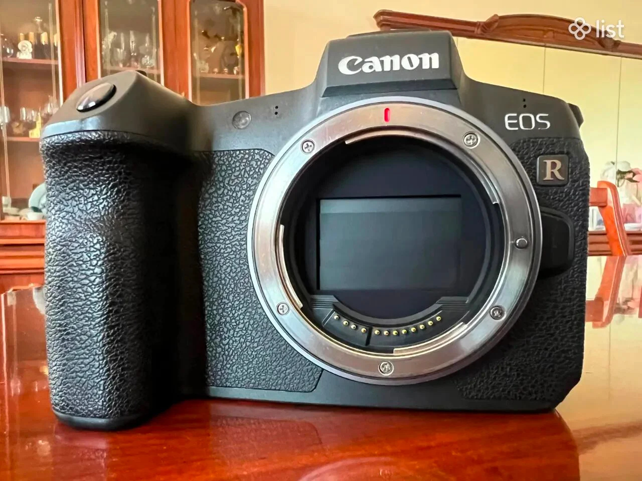 Canon eos R ֆոտոխցիկ