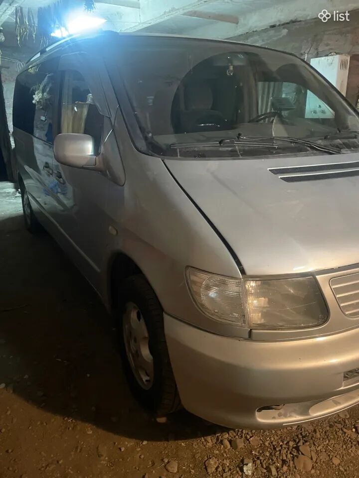 Mercedes-Benz Vito, 2000 г.Հետեվի ստոպեր սկորուստի տրոս սիդելնիկ մի հատ զավասկոյ