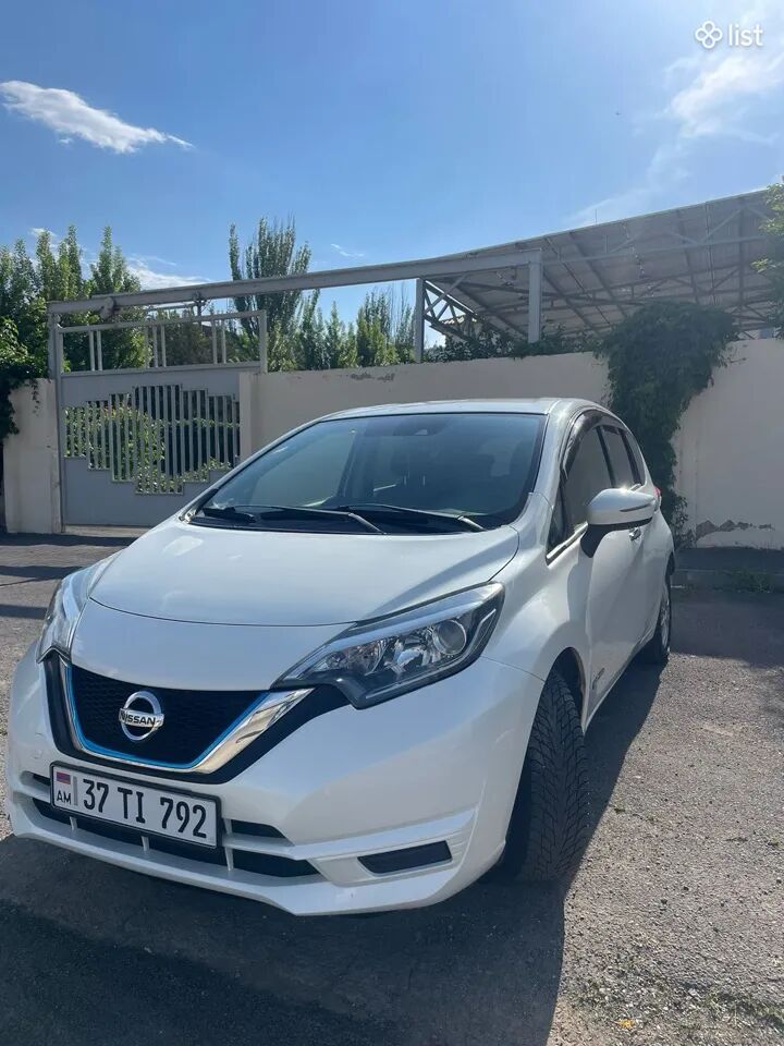 Nissan Note հետչբեք, 1.2 լ, հիբրիդ, 2018 թ., գազ