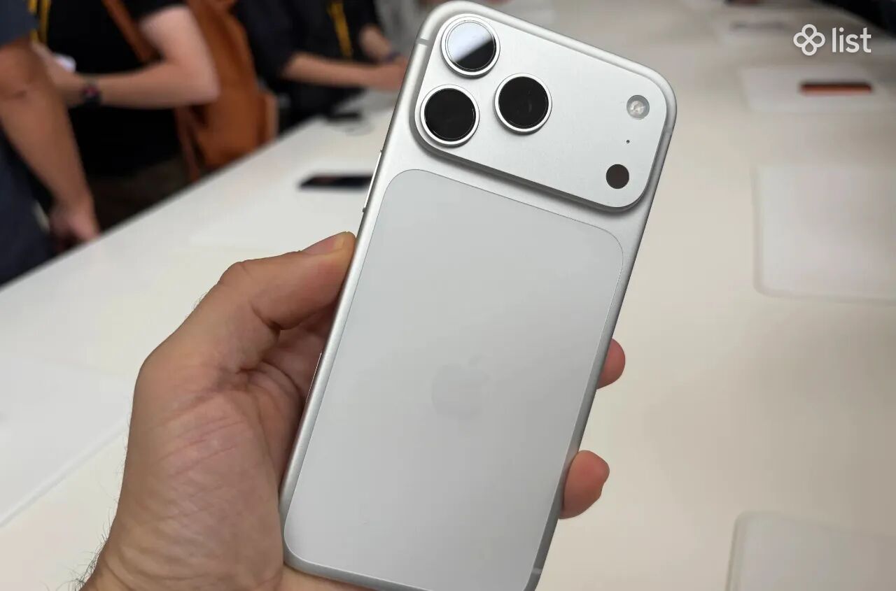 Apple iPhone 17 Pro Max, 256 GB, արծաթագույն