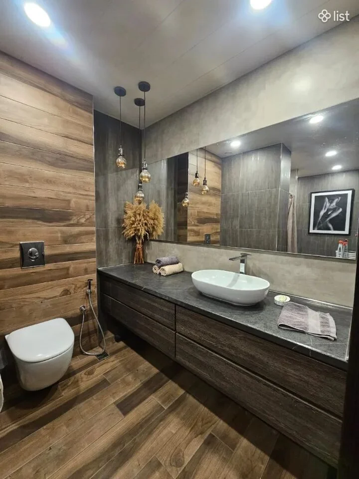 2 room apartment on Viktor Hambardzumyan Street in Arabkir, 75 sq.m., 6/9 floor, high ceilings