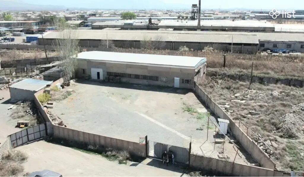 Արտադրական տարածք Արտաշատում, 1,700 քմ
