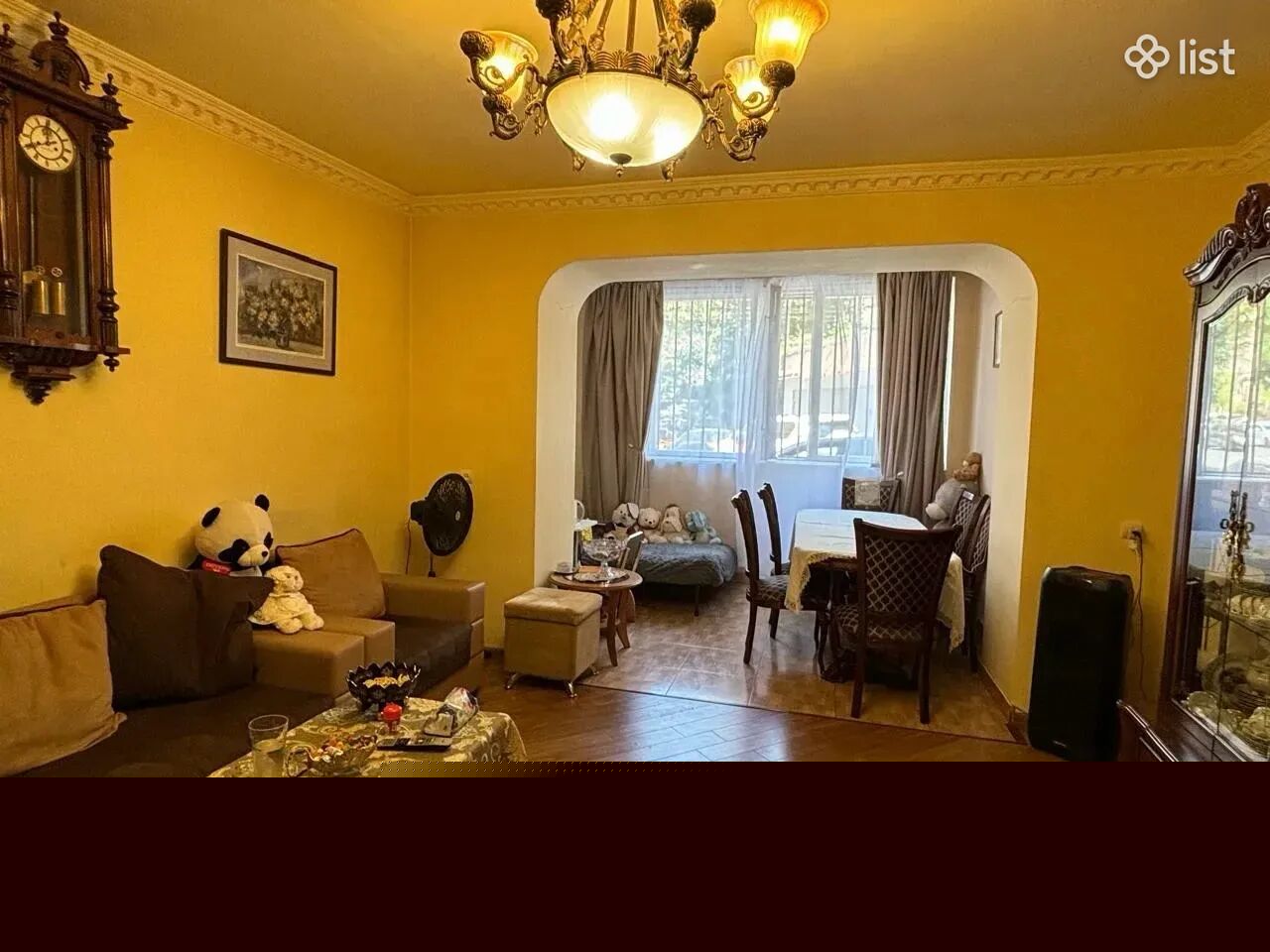 3 room apartment on Kievyan Street in Arabkir, 89 sq.m., 2/5 floor, high ceilings, stone building
