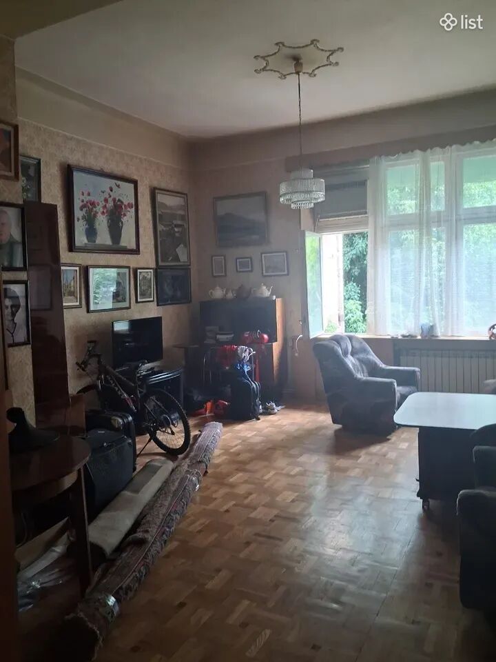 3 room apartment on Sayat-Nova Avenue in the center, 103 sq.m., 3/5 floor, high ceilings