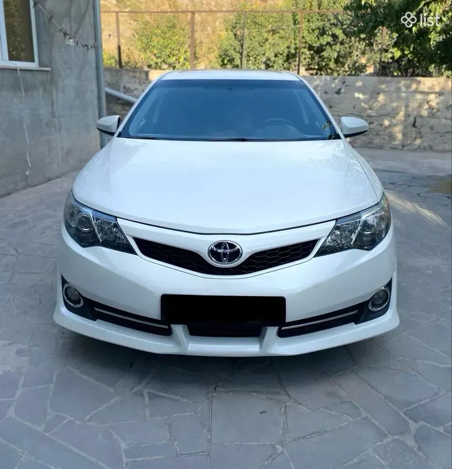 2014 Toyota Camry, 2.5L, gas