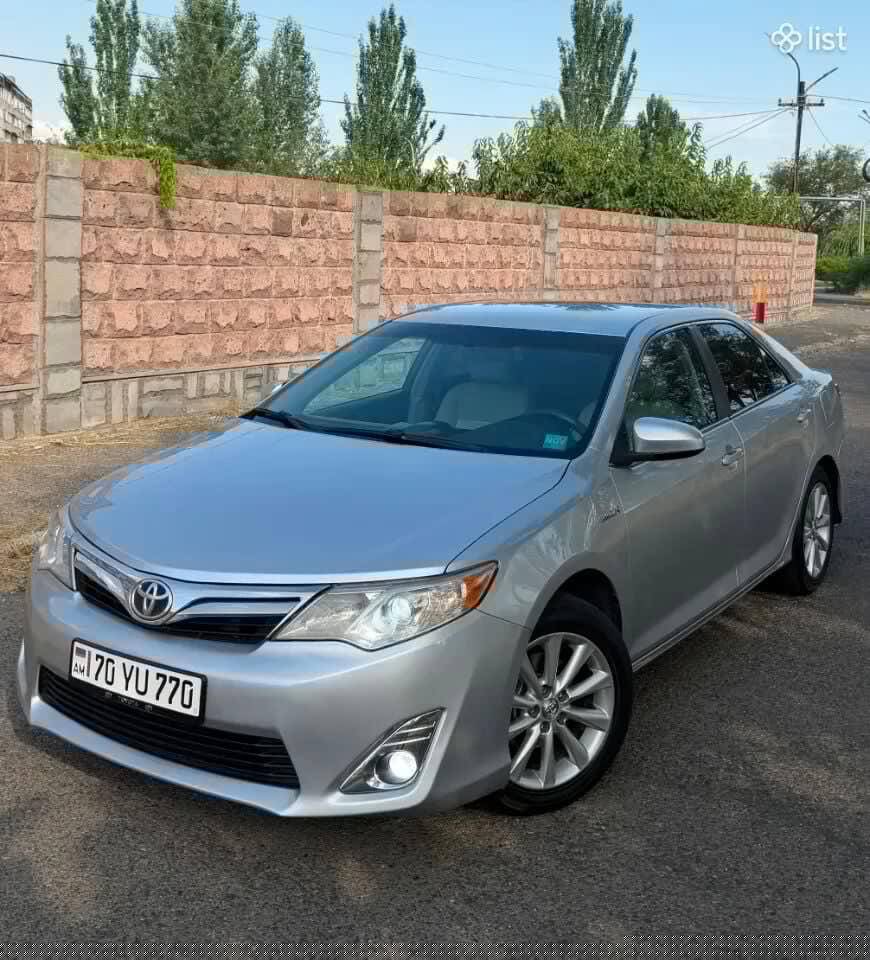 2013 Toyota Camry, 2.5L, hybrid, gas