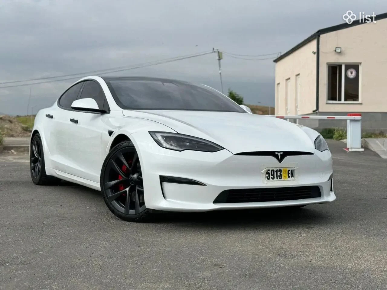 2023 Tesla Model S hatchback, electric, all wheel drive