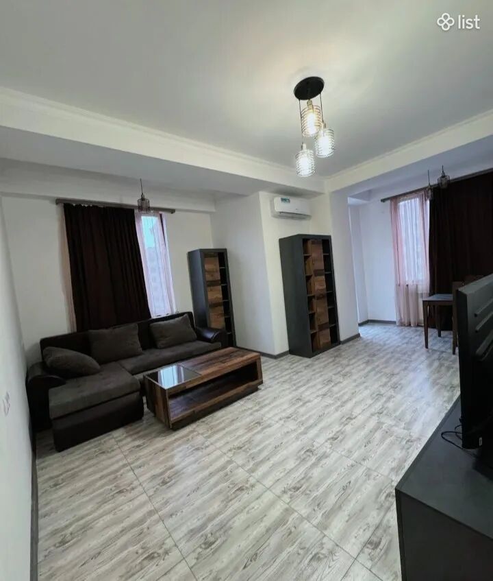 3 սենյականոց բնակարան նորակառույց շենքում Ադոնցի փողոցում Արաբկիրում, 75 քմ, 3/8 հարկ, 2 սանհանգույց